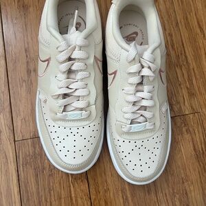 Nike Women's Beige Sneakers